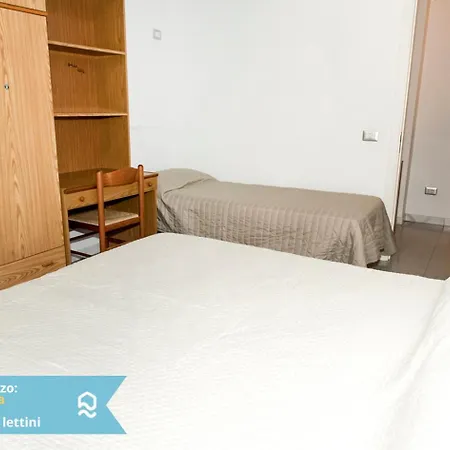 Se009 - Senigallia, Trilocale Sul Mare Con Inclusa *