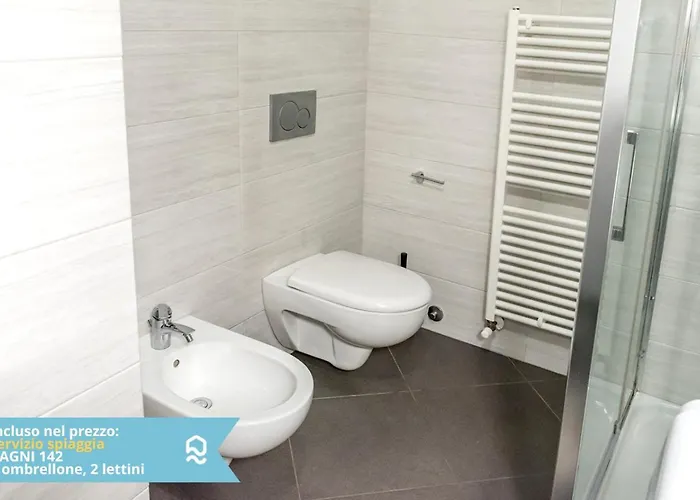 Se009 - Senigallia, Trilocale Sul Mare Con Inclusa *